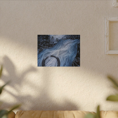 Moonlight Silk Drape Canvas Art - Zen Datsuzoku