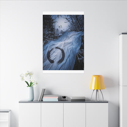 Moonlight Silk Drape Canvas Art - Zen Datsuzoku