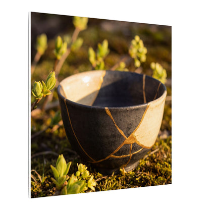 Seijaku Broken Pottery Canvas Art - Kintsugi Gold Repair