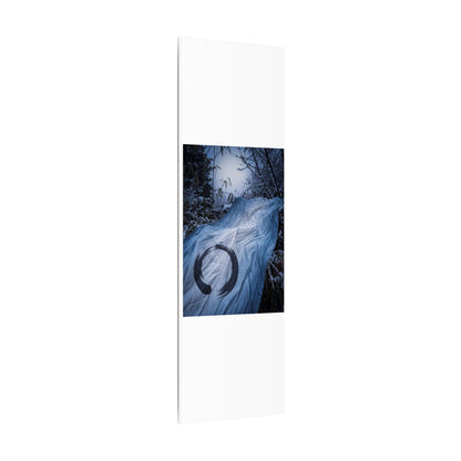 Moonlight Silk Drape Canvas Art - Zen Datsuzoku