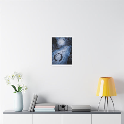 Moonlight Silk Drape Canvas Art - Zen Datsuzoku
