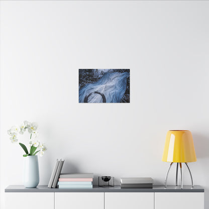 Moonlight Silk Drape Canvas Art - Zen Datsuzoku