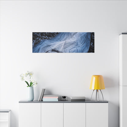 Moonlight Silk Drape Canvas Art - Zen Datsuzoku