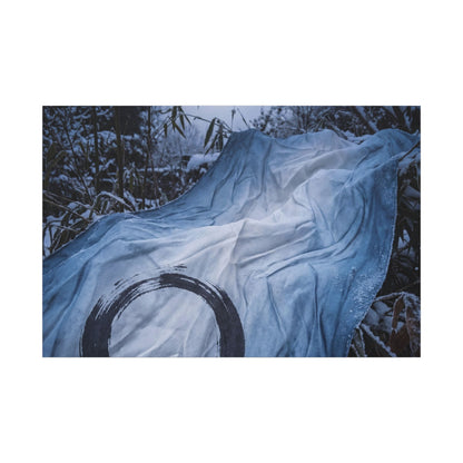 Moonlight Silk Drape Canvas Art - Zen Datsuzoku