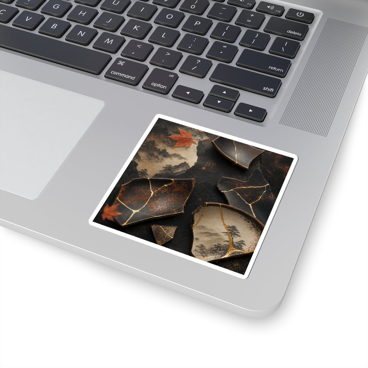 Ma Broken Pottery Sticker - Kintsugi Gold Vein
